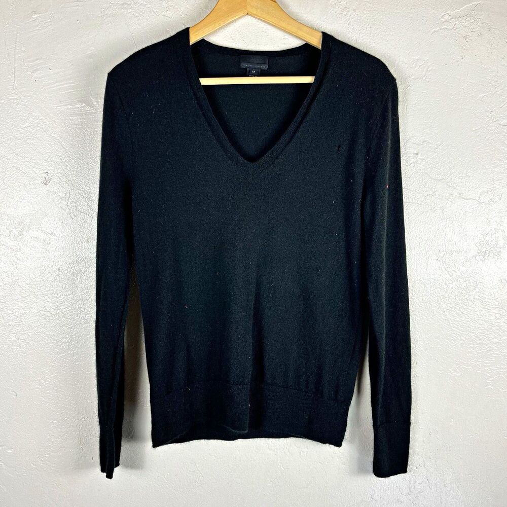 J.Crew women’s Italian Cashmere Knit V-Neck Pullover Sweater Black Size M